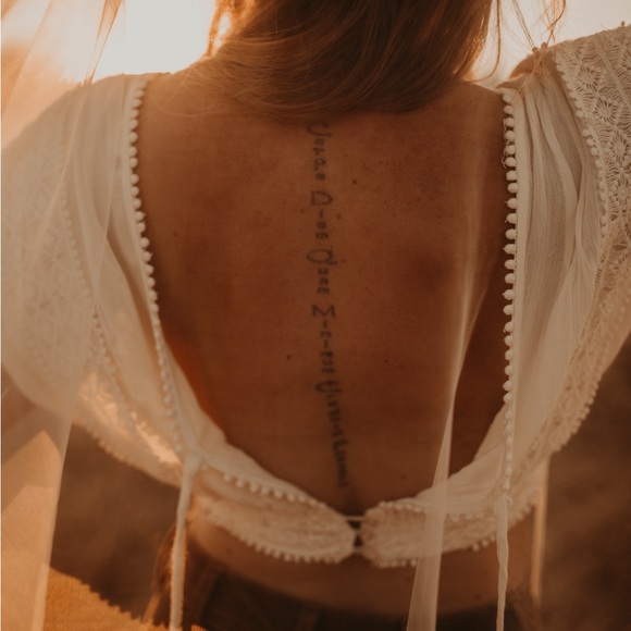 Love Birds White crochet tank top - Picture 6 of 7